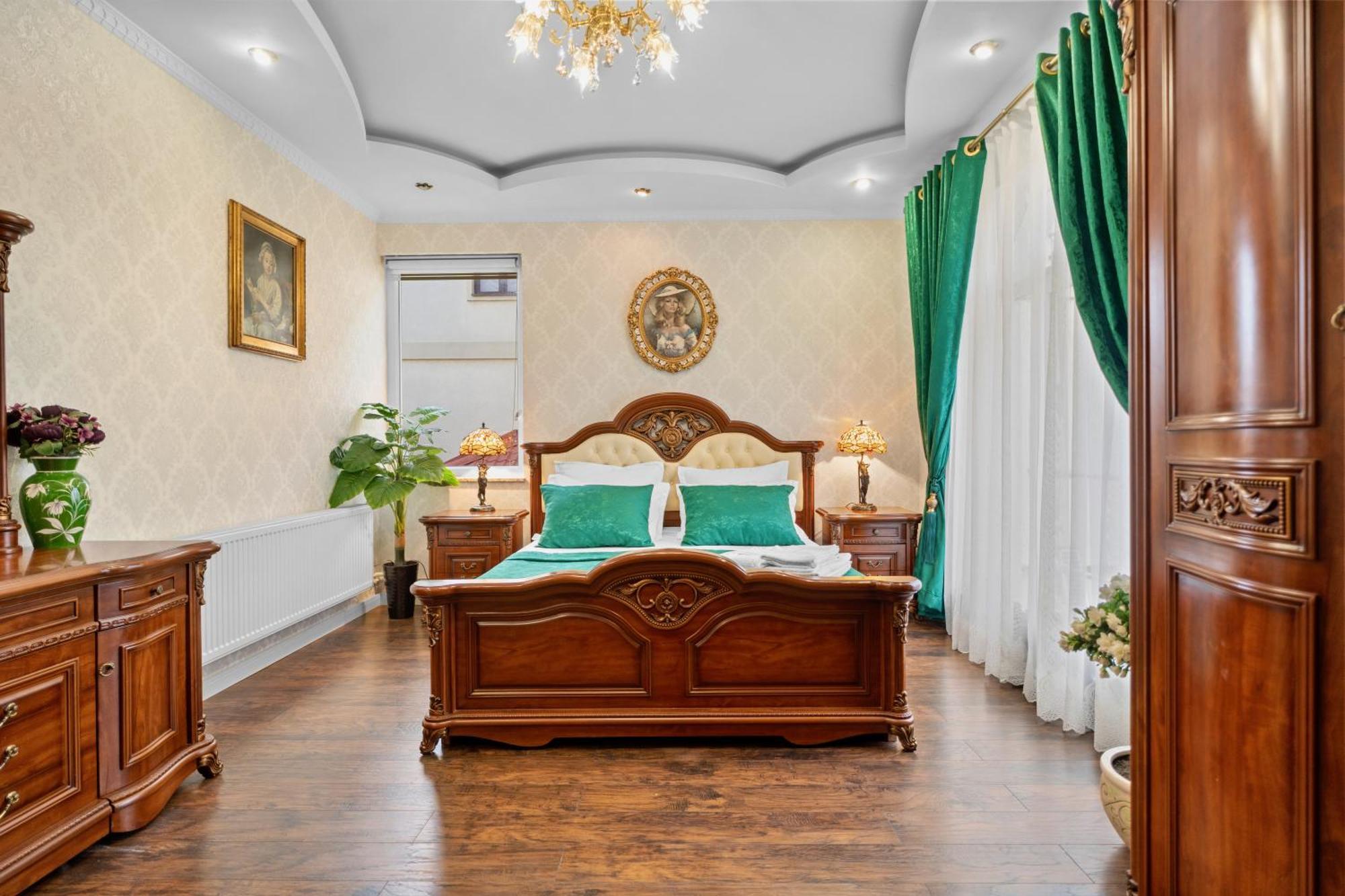 Luxurious Villa With Lush Garden And Huge Terrace Near Herastrau Park Boekarest Buitenkant foto