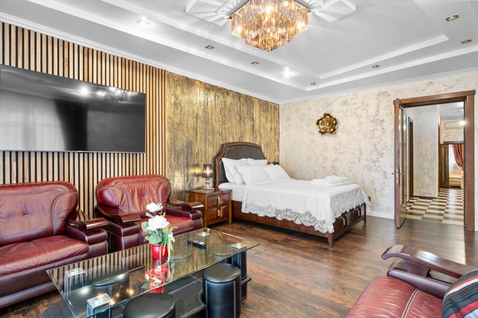 Luxurious Villa With Lush Garden And Huge Terrace Near Herastrau Park Boekarest Buitenkant foto